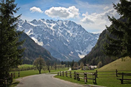 Slovenia - Montagna, foresta, strada Slovenia - Montagna, foresta, strada