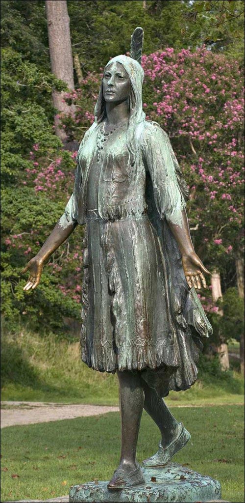 Statua di Pocahontas