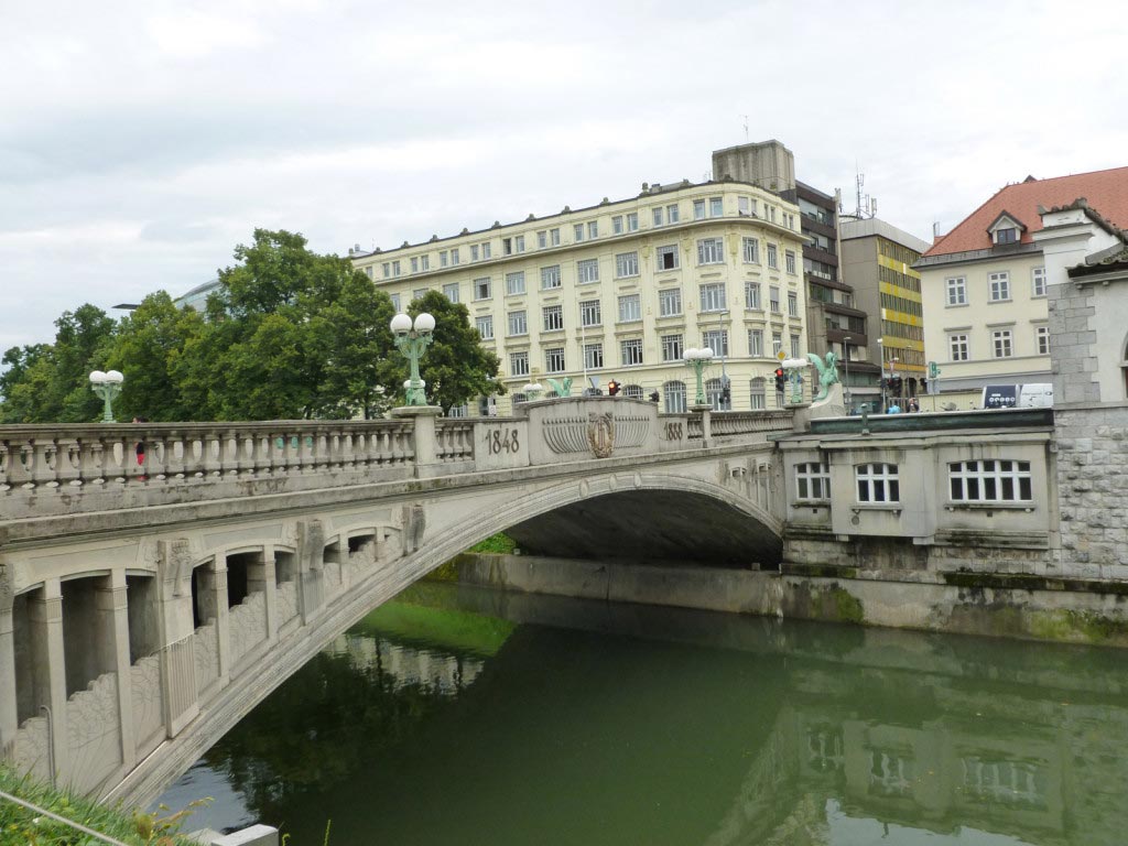 Slovenia - Lubiana - Il ponte dei draghi