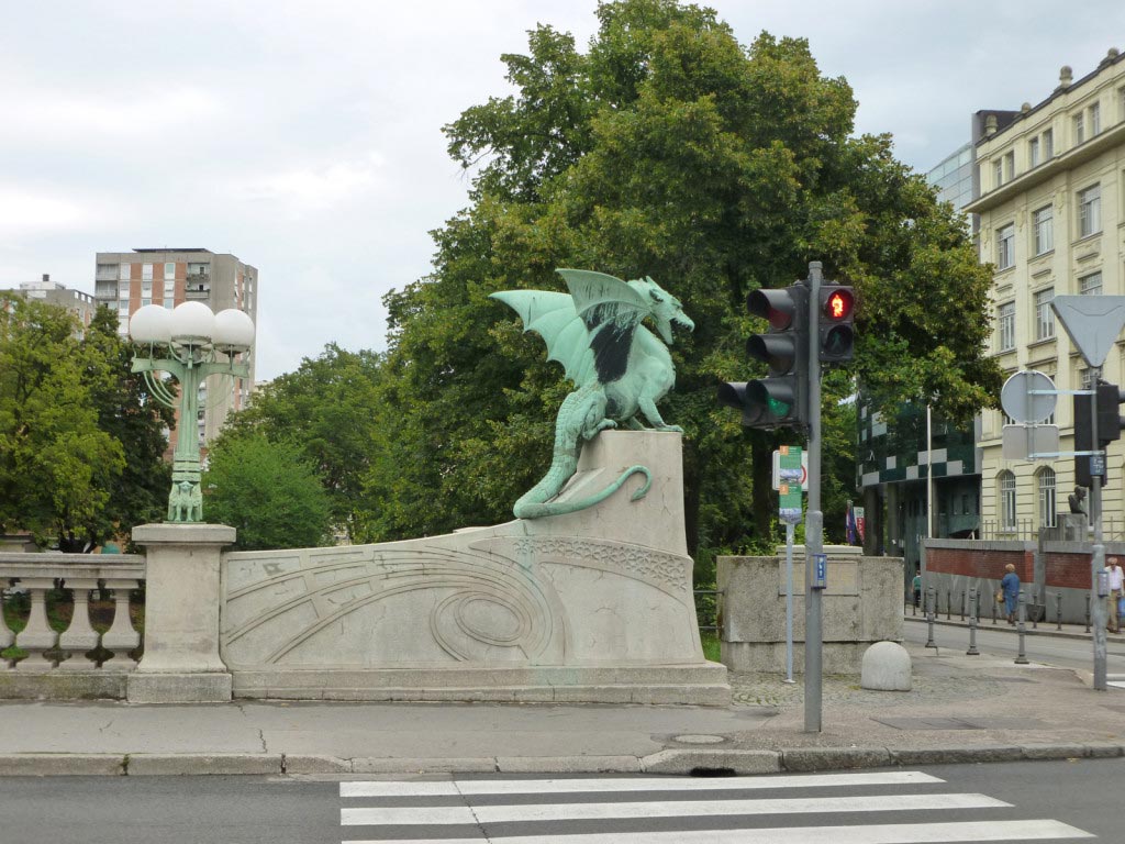 Slovenia - Lubiana - Il ponte dei draghi