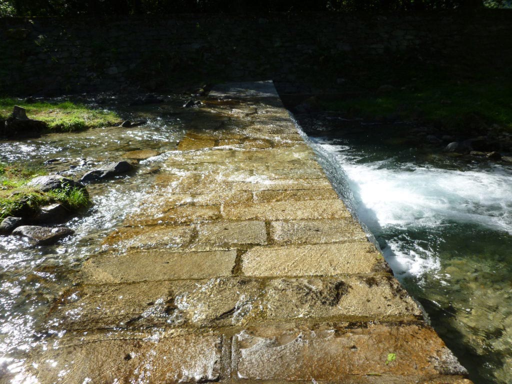 Cascate dell'Acquafraggia - Gradini del torrente