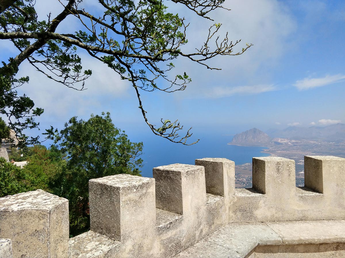 Sicilia occidentale - Erice - Panorama dalla terrazza
